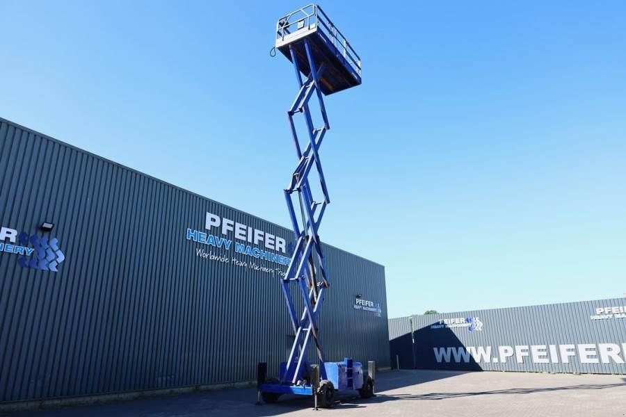 Teleskoparbeitsbühne des Typs Haulotte H15SX Diesel, 4x4 Drive 15 Working Height, 500kg C, Gebrauchtmaschine in Groenlo (Bild 3)