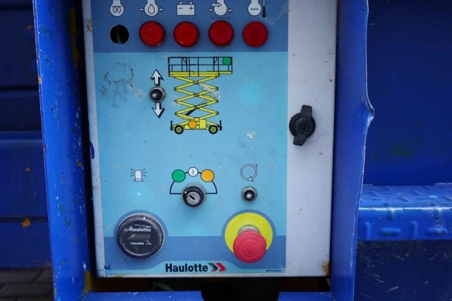 Teleskoparbeitsbühne des Typs Haulotte H15SX Diesel, 4x4 Drive 15 Working Height, 500kg C, Gebrauchtmaschine in Groenlo (Bild 4)