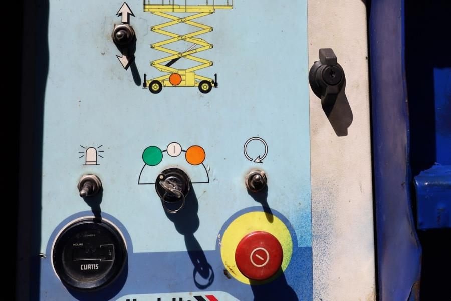 Teleskoparbeitsbühne of the type Haulotte H15SX Diesel, 4x4 Drive 15 Working Height, 500kg C, Gebrauchtmaschine in Groenlo (Picture 4)