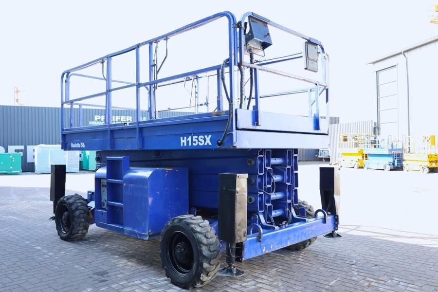 Teleskoparbeitsbühne tip Haulotte H15SX Diesel, 4x4 Drive 15 Working Height, 500kg C, Gebrauchtmaschine in Groenlo (Poză 8)