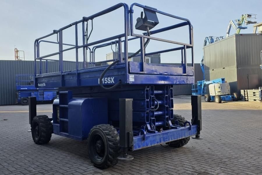 Teleskoparbeitsbühne des Typs Haulotte H15SX Diesel, 4x4 Drive, 15 Working Height, 500kg, Gebrauchtmaschine in Groenlo (Bild 8)