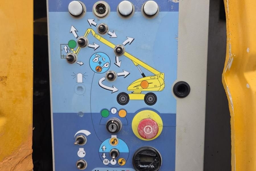 Teleskoparbeitsbühne of the type Haulotte H16TPX As-Is, Diesel, 4x4 Drive, 16m Working Heigh, Gebrauchtmaschine in Groenlo (Picture 7)