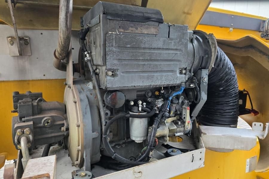 Teleskoparbeitsbühne of the type Haulotte H16TPX As-Is, Diesel, 4x4 Drive, 16m Working Heigh, Gebrauchtmaschine in Groenlo (Picture 10)