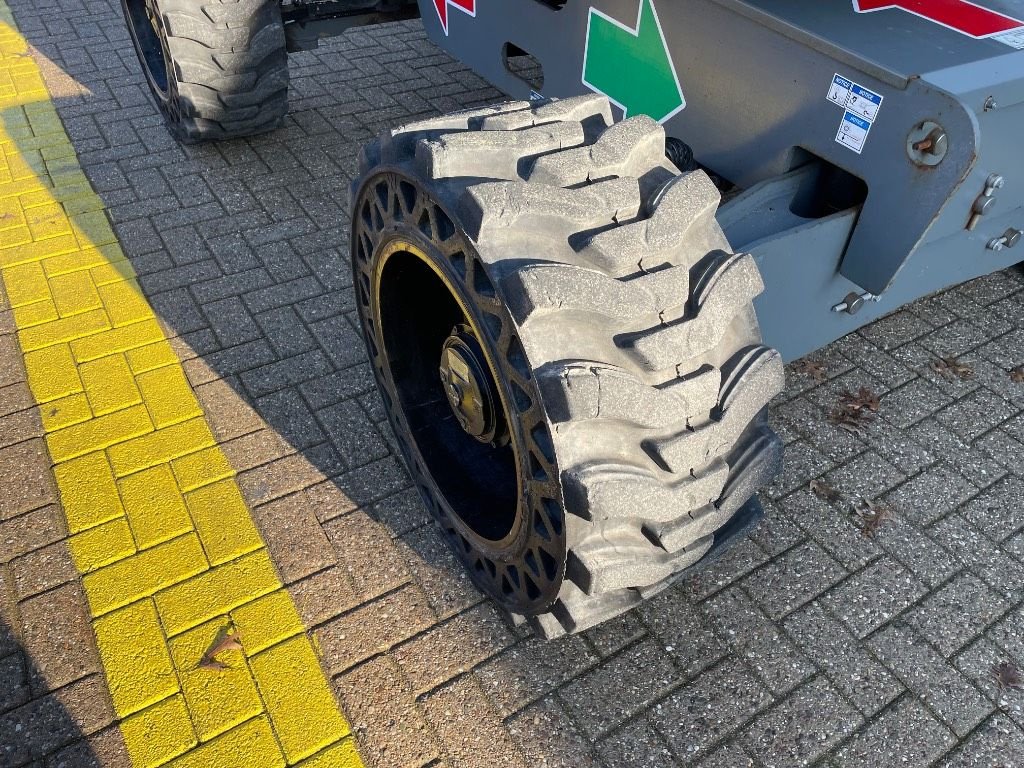 Teleskoparbeitsbühne типа Haulotte HA 16 RTJ Pro, Gebrauchtmaschine в WIJCHEN (Фотография 10)