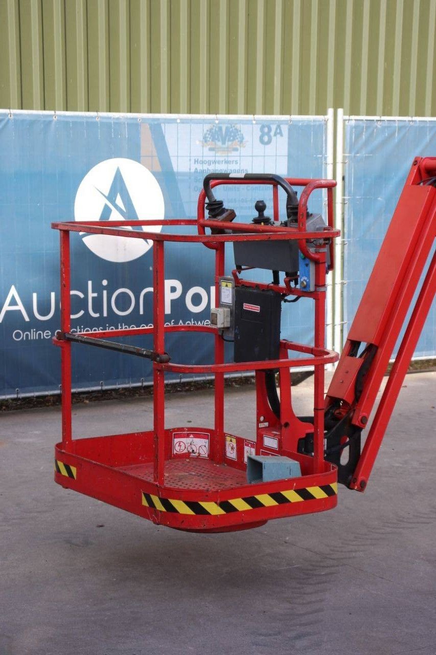 Teleskoparbeitsbühne типа Haulotte HA12CJ+2WD, Gebrauchtmaschine в Antwerpen (Фотография 10)