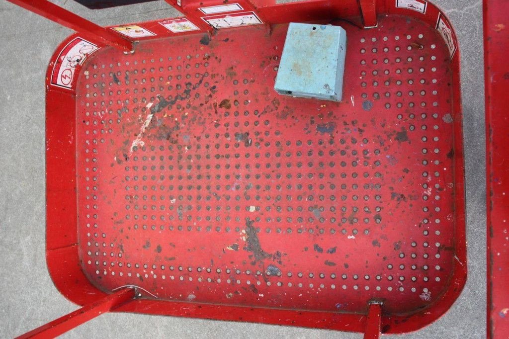 Teleskoparbeitsbühne van het type Haulotte HA12CJ+2WD, Gebrauchtmaschine in Antwerpen (Foto 11)