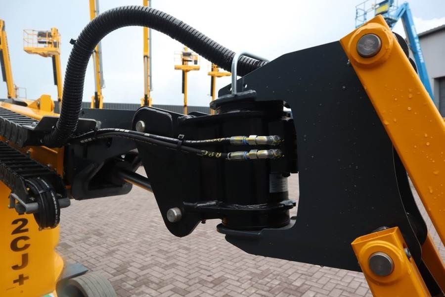 Teleskoparbeitsbühne des Typs Haulotte HA12CJ+ Guarantee! Electric, 12 m Working Height,, Gebrauchtmaschine in Groenlo (Bild 11)