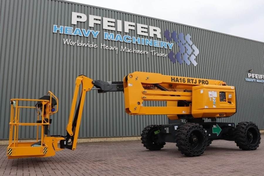 Teleskoparbeitsbühne des Typs Haulotte HA16RTJ Pro, Gebrauchtmaschine in Groenlo (Bild 1)