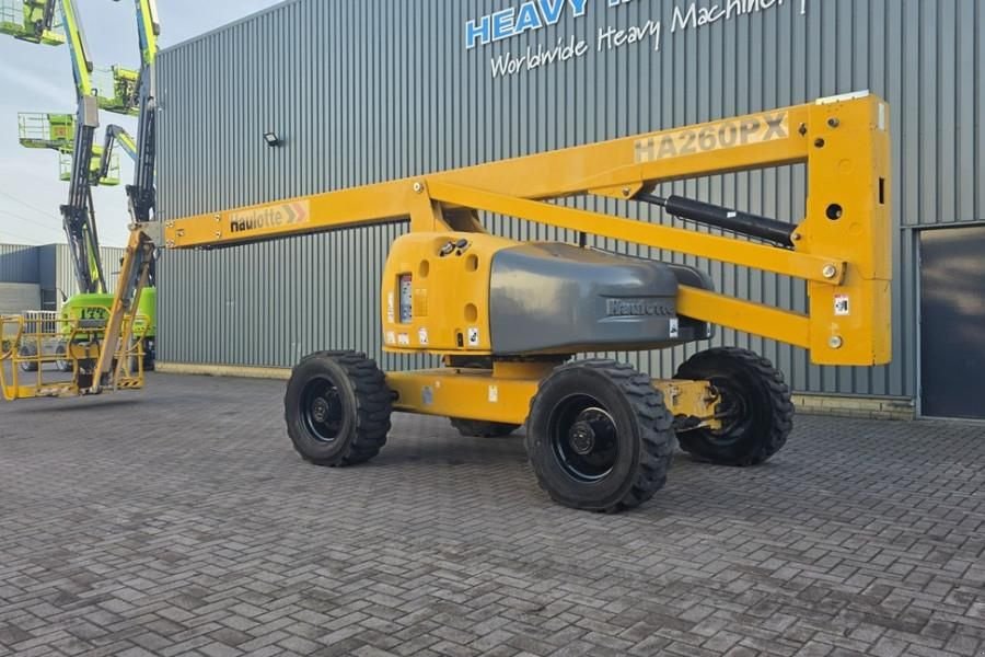 Teleskoparbeitsbühne van het type Haulotte HA260PX Diesel, 4x4x4 Drive, 25.6m Working Height,, Gebrauchtmaschine in Groenlo (Foto 11)