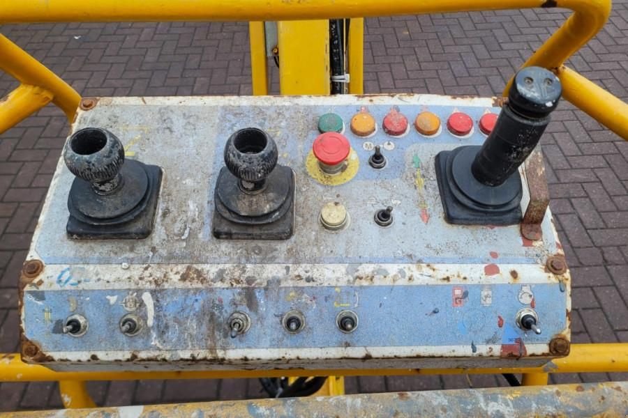 Teleskoparbeitsbühne типа Haulotte HA41PX As-Is, Diesel, 4x4x4 Drive, 41.5m Working H, Gebrauchtmaschine в Groenlo (Фотография 5)