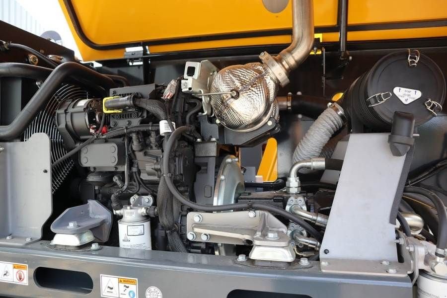 Teleskoparbeitsbühne van het type Haulotte HT28RTJ Pro Guarantee! 4x4x4 Drive, 28 m Working H, Gebrauchtmaschine in Groenlo (Foto 4)