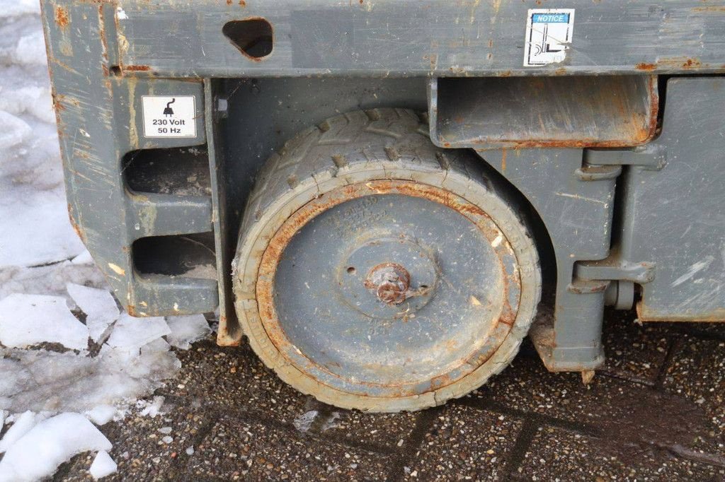 Teleskoparbeitsbühne typu Haulotte OPTIMUM 8 AC, Gebrauchtmaschine w Antwerpen (Zdjęcie 11)