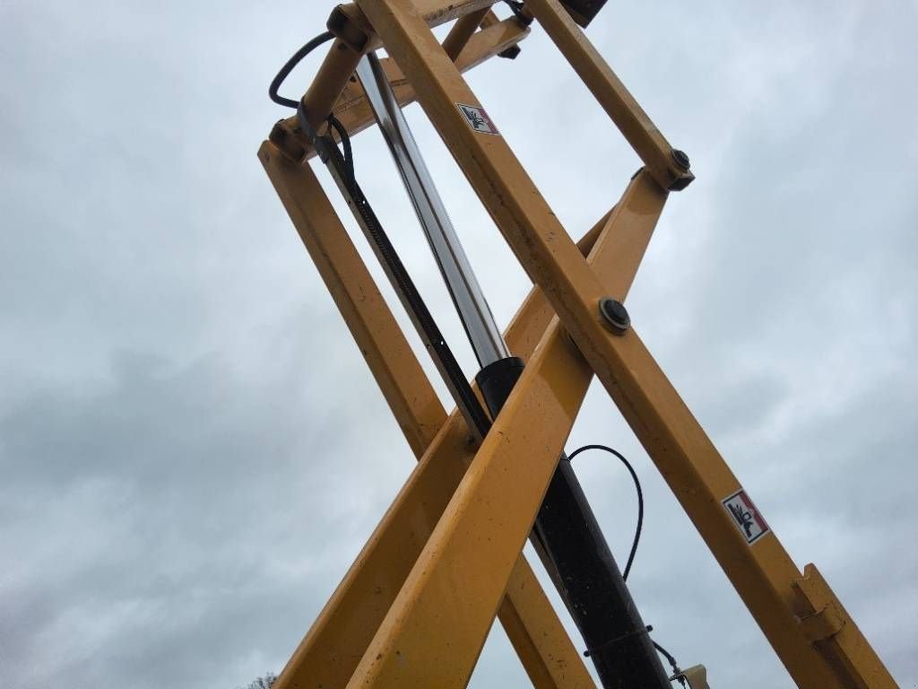 Teleskoparbeitsbühne des Typs Haulotte Optimum 8 schaarhoogwerker 8m scissorlift, Gebrauchtmaschine in Hooge mierde (Bild 10)