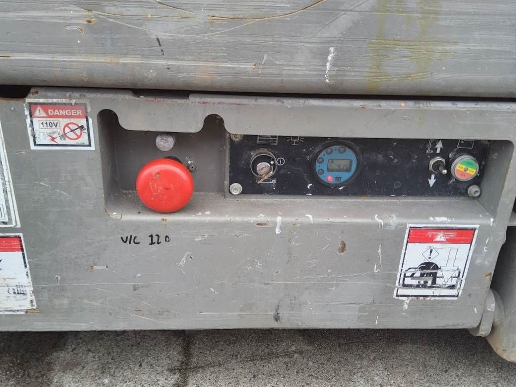 Teleskoparbeitsbühne типа Haulotte Optimum 8 schaarlift schaarhoogwerker 8m, Gebrauchtmaschine в Hooge mierde (Фотография 8)