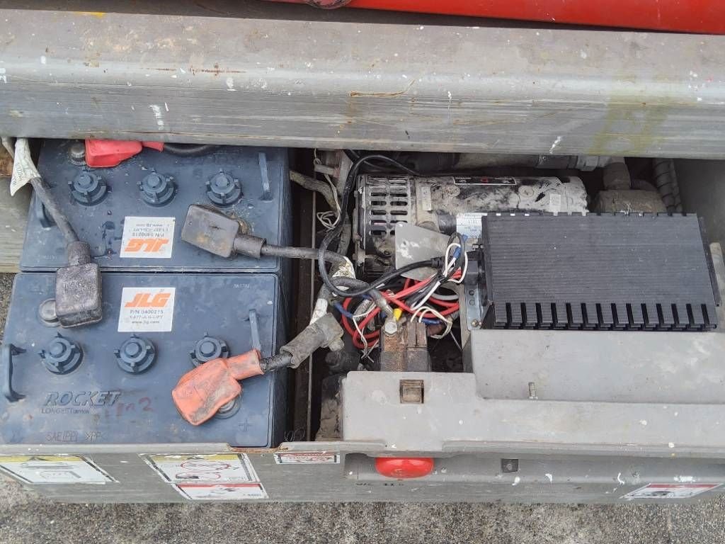 Teleskoparbeitsbühne типа Haulotte Optimum 8 schaarlift schaarhoogwerker 8m, Gebrauchtmaschine в Hooge mierde (Фотография 9)