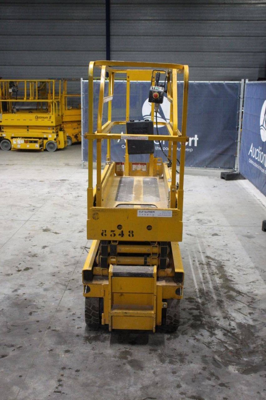 Teleskoparbeitsbühne от тип Haulotte Optimum 8, Gebrauchtmaschine в Antwerpen (Снимка 4)