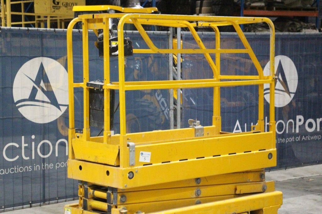 Teleskoparbeitsbühne от тип Haulotte Optimum 8, Gebrauchtmaschine в Antwerpen (Снимка 11)