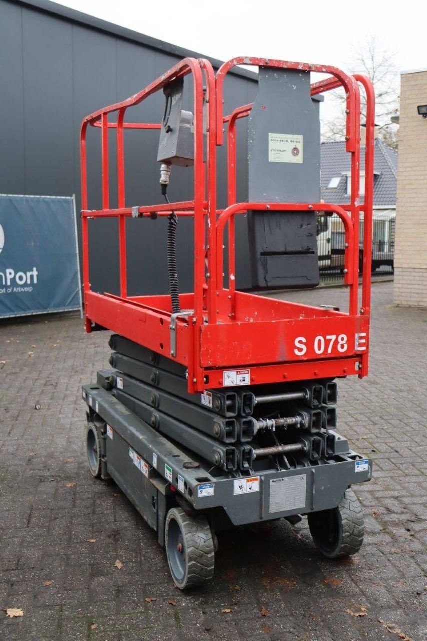 Teleskoparbeitsbühne типа Haulotte OPTIMUM 8AC, Gebrauchtmaschine в Antwerpen (Фотография 8)