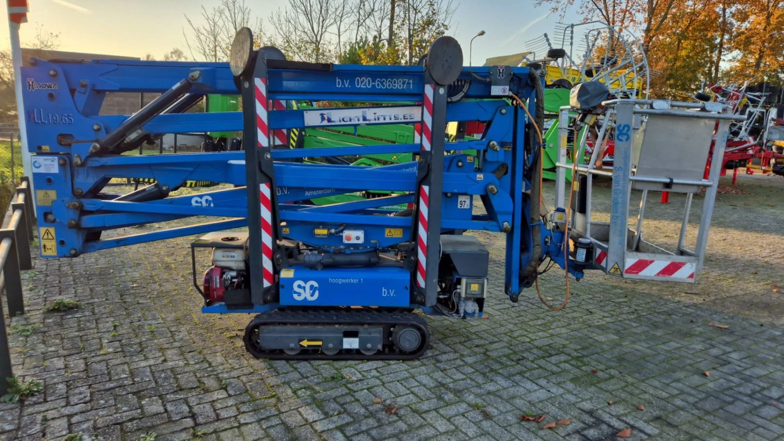 Teleskoparbeitsbühne des Typs Hinowa Licght Lift 1965, Gebrauchtmaschine in Oosterwolde (Bild 11)