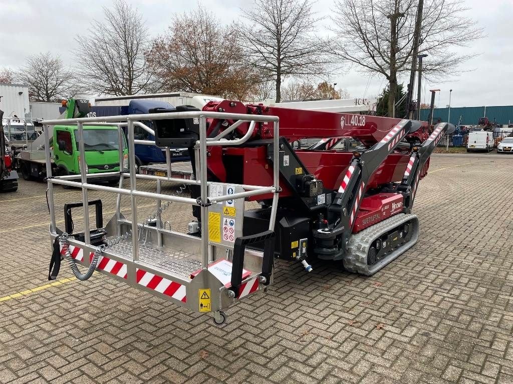 Teleskoparbeitsbühne des Typs Hinowa Lightlift 40.18, Neumaschine in WIJCHEN (Bild 10)