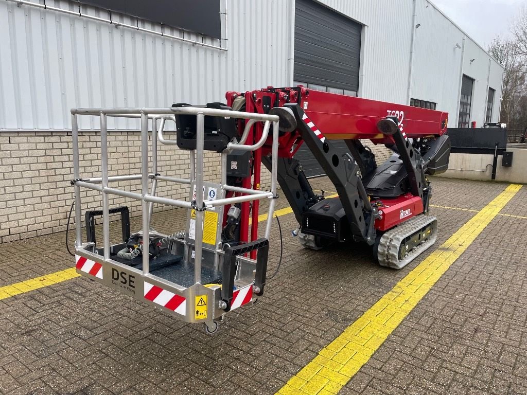 Teleskoparbeitsbühne of the type Hinowa TC 22, Neumaschine in WIJCHEN (Picture 2)