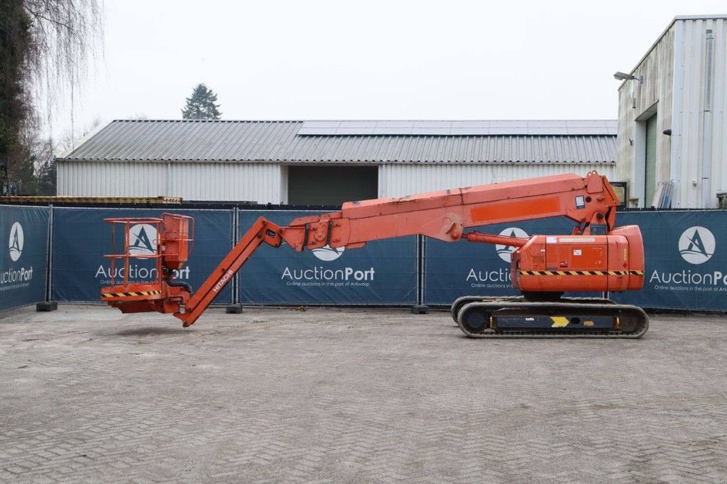 Teleskoparbeitsbühne του τύπου Hitachi HX140B-2, Gebrauchtmaschine σε Antwerpen (Φωτογραφία 2)