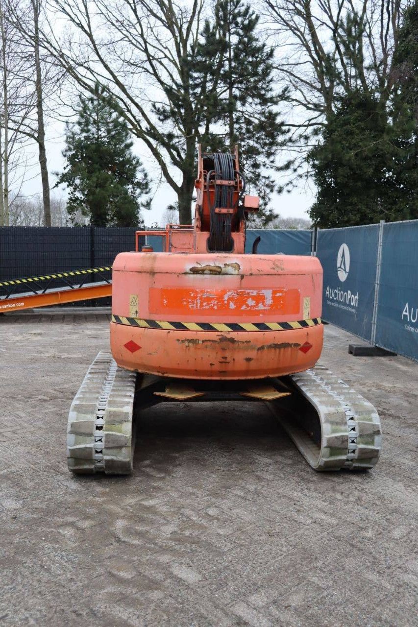 Teleskoparbeitsbühne van het type Hitachi HX99B-2, Gebrauchtmaschine in Antwerpen (Foto 5)