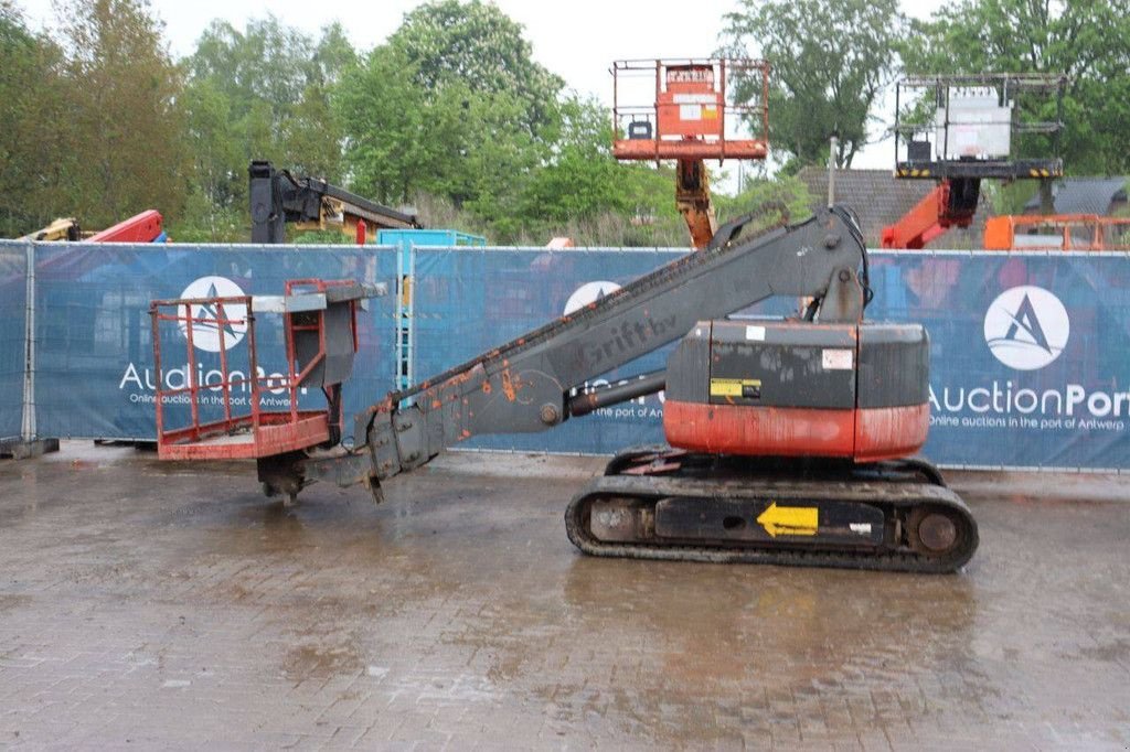 Teleskoparbeitsbühne типа Hitachi HX99B, Gebrauchtmaschine в Antwerpen (Фотография 2)