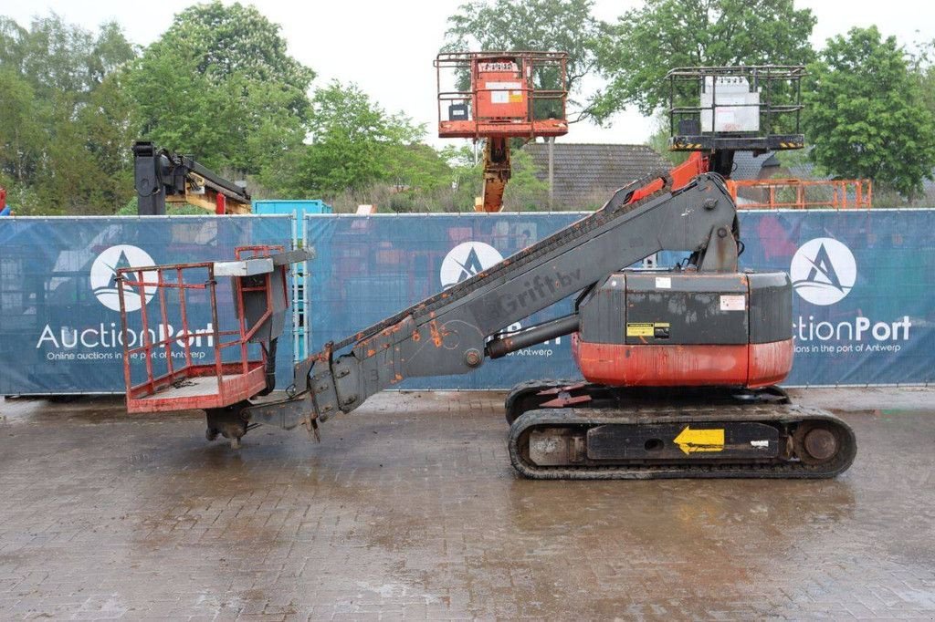 Teleskoparbeitsbühne типа Hitachi HX99B, Gebrauchtmaschine в Antwerpen (Фотография 1)