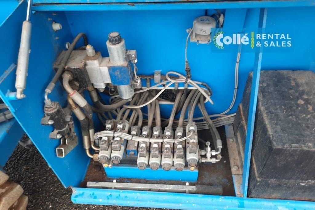 Teleskoparbeitsbühne des Typs Holland Lift B 195 DL 25 2008, Gebrauchtmaschine in Sittard (Bild 8)