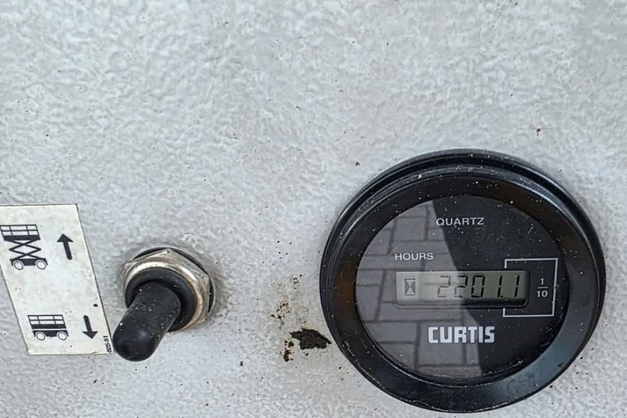 Teleskoparbeitsbühne des Typs Holland Lift Combistar B-195DL25 4WD/P/N Diesel, 21.5m Working, Gebrauchtmaschine in Groenlo (Bild 5)