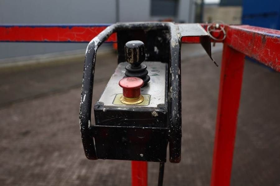 Teleskoparbeitsbühne des Typs Holland Lift Ecostar HL-11812 Electric, 14m Working Height, 300, Gebrauchtmaschine in Groenlo (Bild 4)