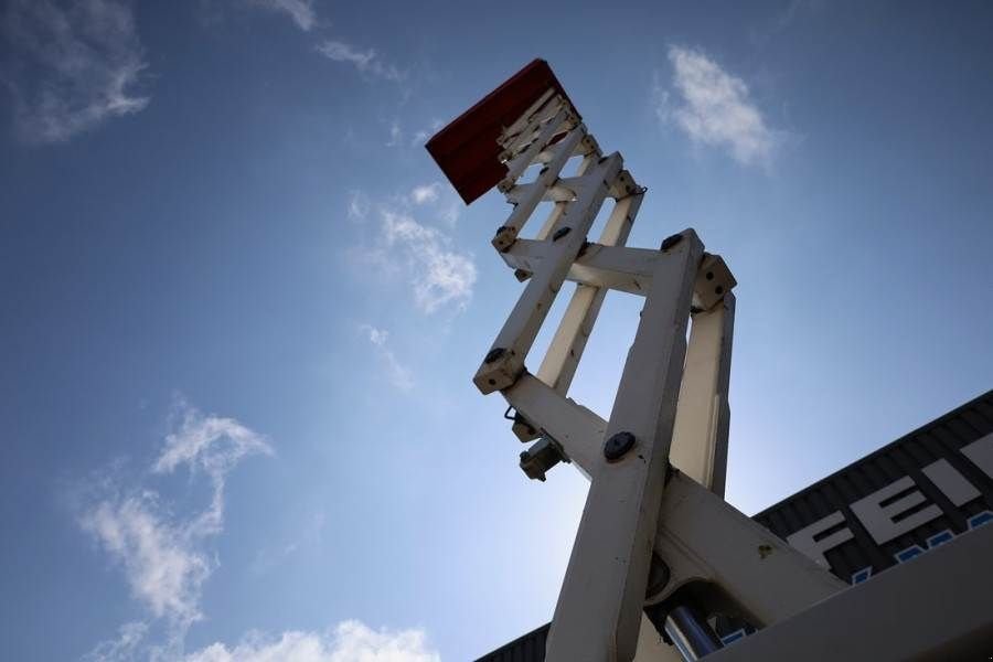 Teleskoparbeitsbühne des Typs Holland Lift Ecostar HL-11812 Electric, 14m Working Height, 300, Gebrauchtmaschine in Groenlo (Bild 10)