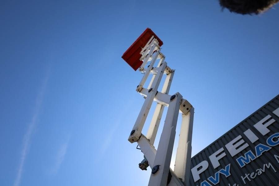 Teleskoparbeitsbühne типа Holland Lift Ecostar HL-11812 Electric, 14m Working Height, 300, Gebrauchtmaschine в Groenlo (Фотография 10)