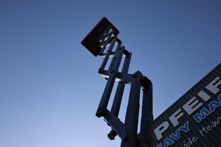 Teleskoparbeitsbühne des Typs Holland Lift Ecostar HL-11816 Electric, 14m Working Height, 30, Gebrauchtmaschine in Groenlo (Bild 11)