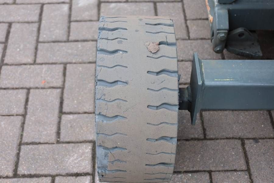 Teleskoparbeitsbühne des Typs Holland Lift Ecostar HL-11816 Electric, 14m Working Height, 300, Gebrauchtmaschine in Groenlo (Bild 11)