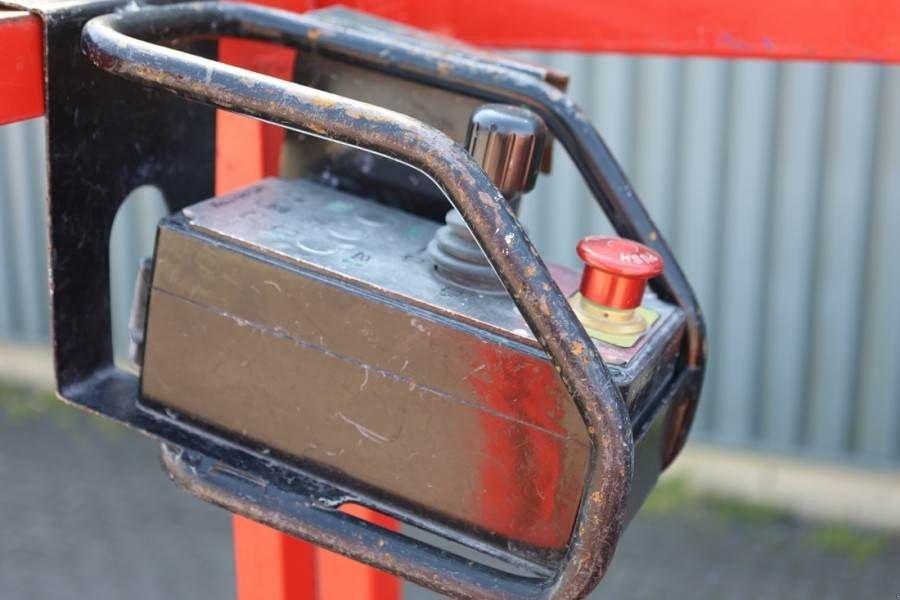 Teleskoparbeitsbühne des Typs Holland Lift Ecostar HL-7810 Electric, 10m Working Height, 450k, Gebrauchtmaschine in Groenlo (Bild 4)