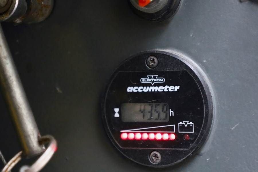 Teleskoparbeitsbühne des Typs Holland Lift Ecostar HL-7814 Electric, 10m Working Height, 450k, Gebrauchtmaschine in Groenlo (Bild 5)