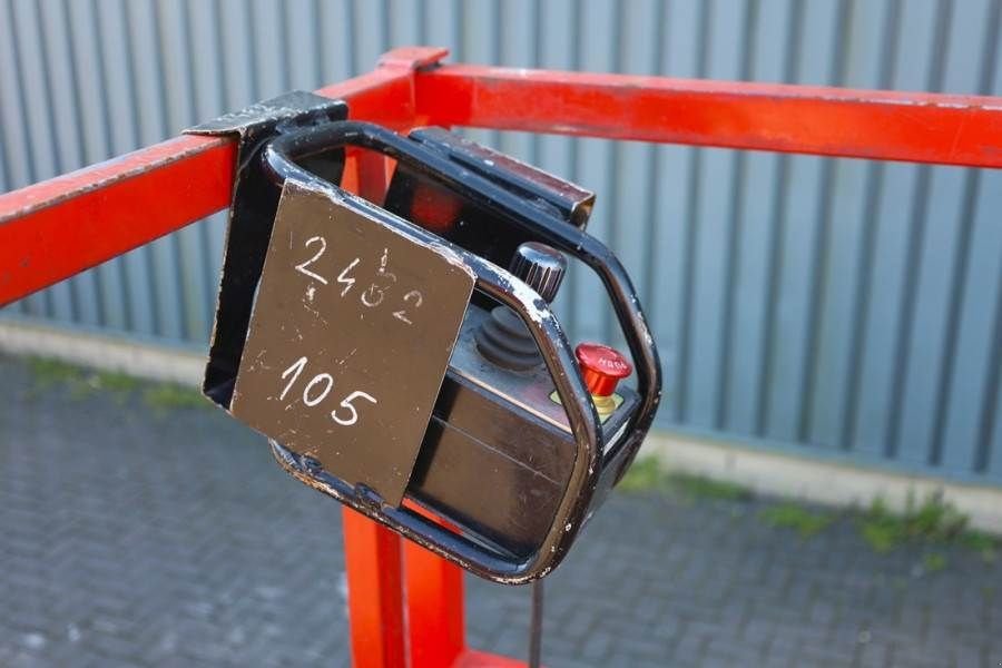 Teleskoparbeitsbühne des Typs Holland Lift Ecostar HL-9710 Electric, 12m Working Height, 325k, Gebrauchtmaschine in Groenlo (Bild 3)