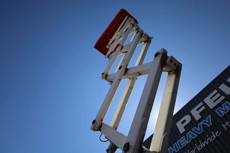 Teleskoparbeitsbühne tip Holland Lift Ecostar HL-9710 Electric, 12m Working Height, 325k, Gebrauchtmaschine in Groenlo (Poză 10)