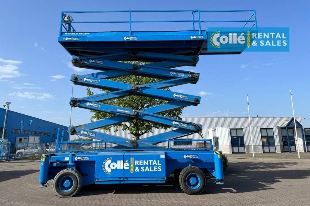 Teleskoparbeitsbühne tip Holland Lift M 250 DL 27 2003, Gebrauchtmaschine in Sittard (Poză 3)