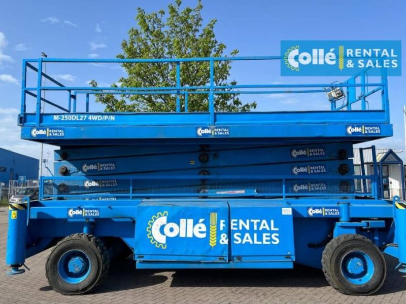 Teleskoparbeitsbühne Türe ait Holland Lift M 250 DL 27 2003, Gebrauchtmaschine içinde Sittard (resim 1)