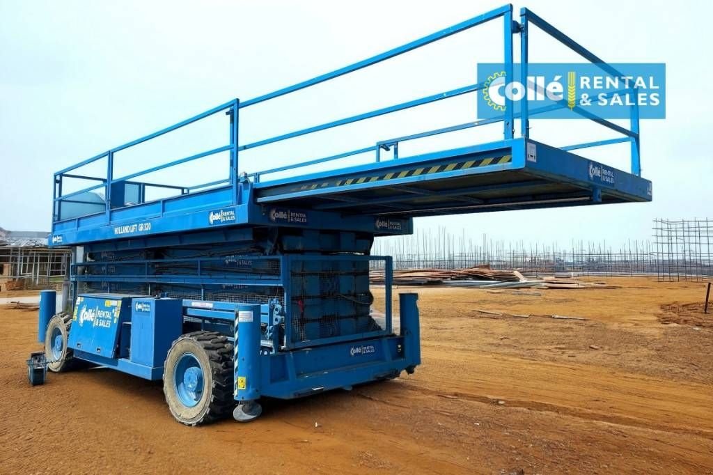 Teleskoparbeitsbühne des Typs Holland Lift Megastar G-320DL30 4WDS/N 2006, Gebrauchtmaschine in Sittard (Bild 5)