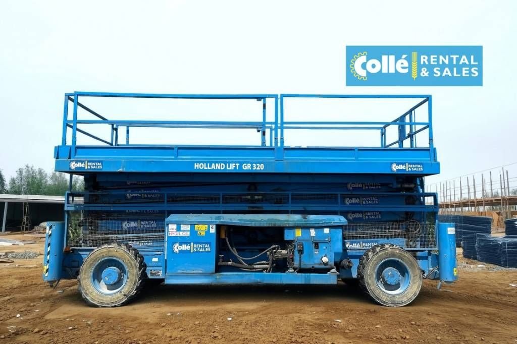Teleskoparbeitsbühne des Typs Holland Lift Megastar G-320DL30 4WDS/N 2006, Gebrauchtmaschine in Sittard (Bild 2)