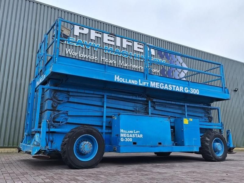 Teleskoparbeitsbühne Türe ait Holland Lift Megastar G300 Diesel, 4x4x4 Drive, 33.5m Working H, Gebrauchtmaschine içinde Groenlo (resim 1)