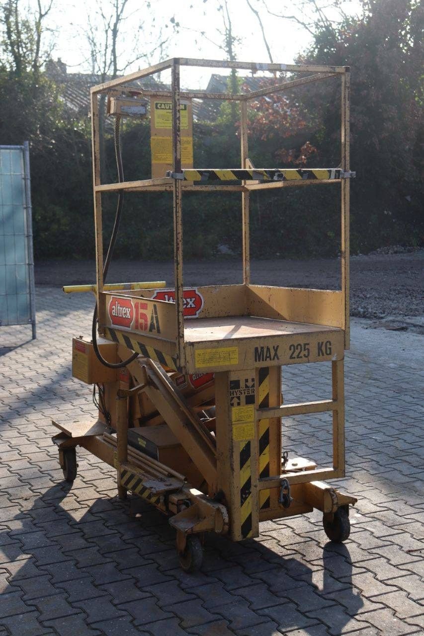 Teleskoparbeitsbühne от тип Hyster M-15, Gebrauchtmaschine в Antwerpen (Снимка 8)