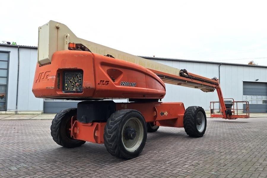 Teleskoparbeitsbühne tip JLG 1200SJP Diesel, 38.7m Working Height, 23.5m Reach,, Gebrauchtmaschine in Groenlo (Poză 2)