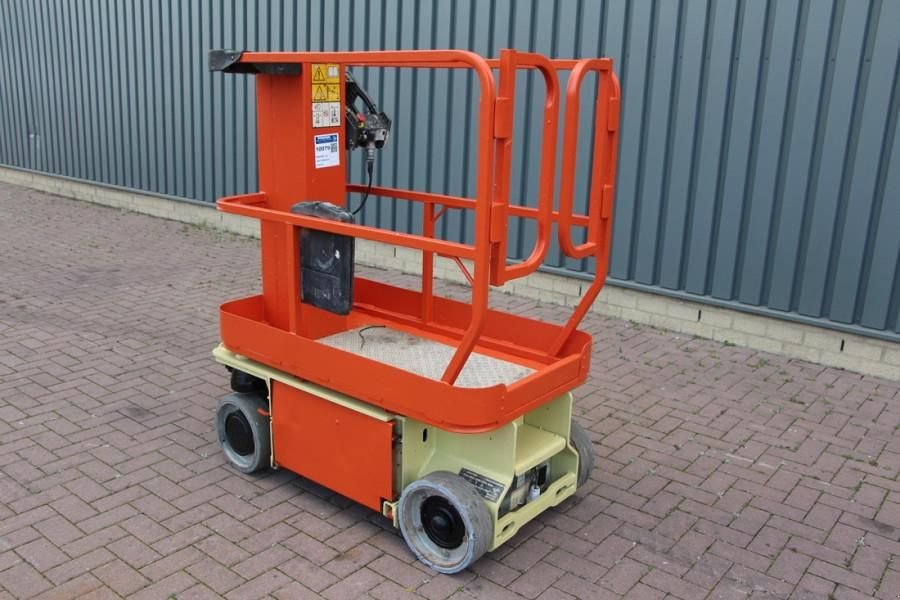 Teleskoparbeitsbühne des Typs JLG 1230 ES Electric, 5.6m Working height, Non Marking, Gebrauchtmaschine in Groenlo (Bild 8)