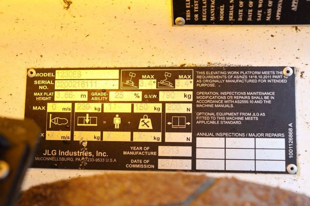 Teleskoparbeitsbühne типа JLG 1230ES, Gebrauchtmaschine в Antwerpen (Фотография 8)