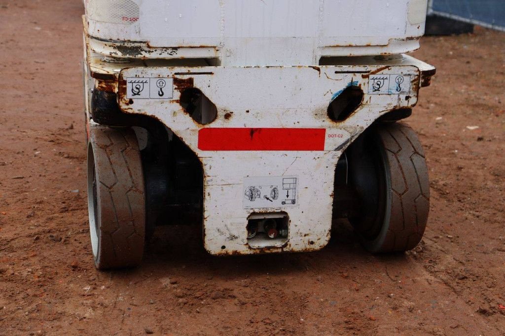 Teleskoparbeitsbühne типа JLG 1230ES, Gebrauchtmaschine в Antwerpen (Фотография 5)